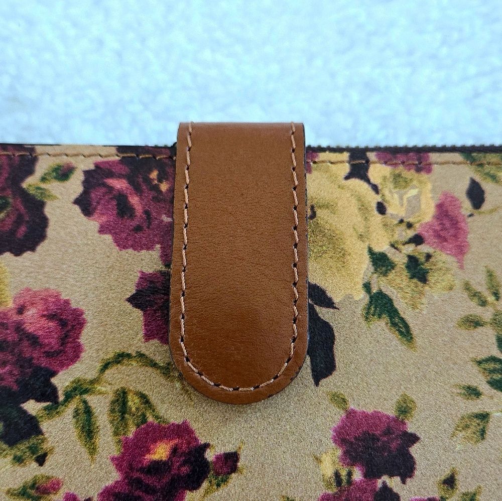 Patricia Nash Classic "Nazari" Bifold✌️ Wallet in Antique Rose🌹 - NWT - Picture 9 of 16